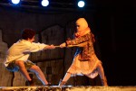La Mostra d'Igualada · Fira de Teatre Infantil i Juvenil Atikus Teatro ‘Maravilla en el país de las miserias’