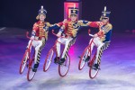 Gran Circo de Navidad de Girona sobre hielo 3 Group on Wheels - Monociclos - Bielorúsia & Rúsia