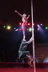 10º Aniversario Festival Internacional del Circo Elefante de Oro Troupe Hassak - doble mástil chino - Kazakhstan
